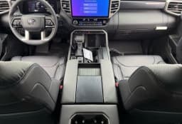 Toyota Tundra 4WD Platinum CrewMax 5.5' Bed (Natl) 2026 — side view