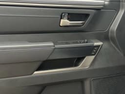 Toyota Tundra 4WD Platinum CrewMax 5.5' Bed (Natl) 2026 — side view