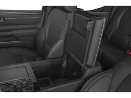 Toyota Tundra 4WD Platinum CrewMax 5.5' Bed (Natl) 2026 — side view