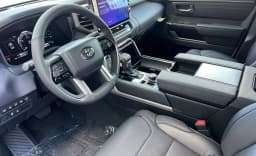 Toyota Tundra 4WD Platinum Hybrid CrewMax 5.5' Bed (Natl) 2026 — side view