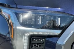 Toyota Tundra 4WD Platinum Hybrid CrewMax 5.5' Bed (Natl) 2026 — side view