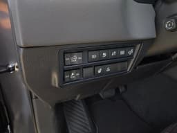 Toyota Tundra 4WD Capstone Hybrid CrewMax 5.5' Bed (Natl) 2026 — side view