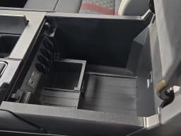 Toyota Tundra 4WD Capstone Hybrid CrewMax 5.5' Bed (Natl) 2026 — side view