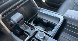 Toyota Tundra 4WD Platinum CrewMax 5.5' Bed (Natl) 2026 — side view