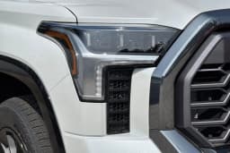 Toyota Tundra 4WD Platinum CrewMax 5.5' Bed (Natl) 2026 — side view