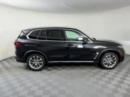 BMW X5 sDrive40i Sports Activity Vehicle 2026 — side view