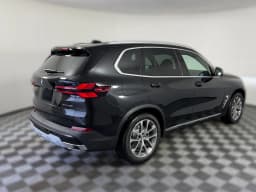 BMW X5 sDrive40i Sports Activity Vehicle 2026 — side view