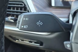 BMW X7 xDrive40i Sports Activity Vehicle 2027 — side view