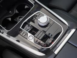 BMW X5 xDrive40i Sports Activity Vehicle 2026 — side view