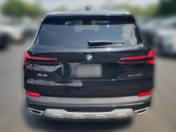 BMW X5 xDrive40i Sports Activity Vehicle 2026 — side view