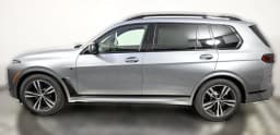 BMW X7 M60i Sports Activity Vehicle 2027 — side view