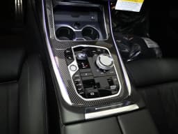 BMW X7 M60i Sports Activity Vehicle 2027 — side view