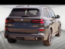 BMW X5 xDrive50e Plug-In Hybrid 2026 — side view