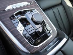 BMW X5 xDrive50e Plug-In Hybrid 2026 — side view
