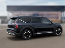 Kia EV9 Light Short Range RWD 2026 — side view