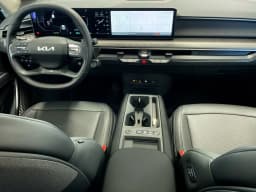 Kia EV9 Light Long Range RWD 2026 — side view