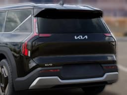 Kia EV9 Wind AWD 2026 — side view