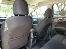 Kia Sportage LX FWD 2027 — side view