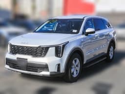Kia Sorento LX FWD 2026 — side view