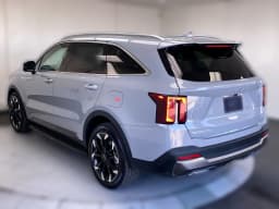 Kia Sorento SX FWD 2026 — side view