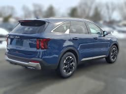 Kia Sorento S FWD 2026 — side view