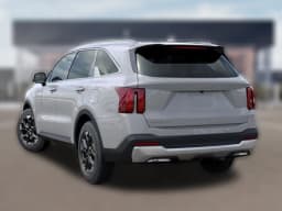 Kia Sorento S FWD 2025 — side view