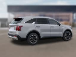 Kia Sorento S FWD 2025 — side view