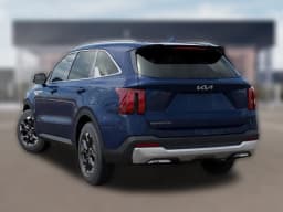 Kia Sorento S FWD 2025 — side view