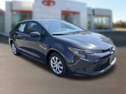 Toyota Corolla LE CVT (Natl) 2026 — side view