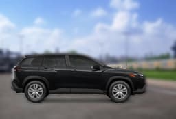 Toyota Corolla Cross L 4WD (Natl) 2026 — side view