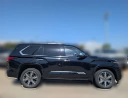 Toyota Sequoia Capstone 4WD (Natl) 2026 — side view