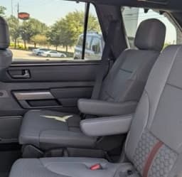 Toyota Sequoia Capstone 4WD (Natl) 2026 — side view