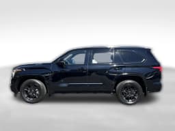 Toyota Sequoia Platinum 4WD (Natl) 2026 — side view