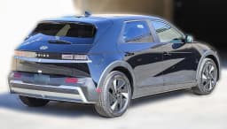 Hyundai IONIQ 5 SE RWD 2026 — side view