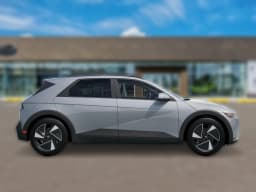 Hyundai IONIQ 5 SEL AWD 2027 — side view