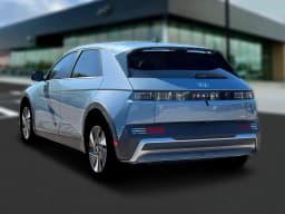 Hyundai IONIQ 5 SEL AWD 2026 — side view