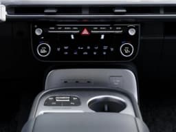 Hyundai IONIQ 9 SE AWD 2026 — side view