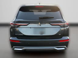 Mitsubishi Outlander SE FWD 2026 — side view