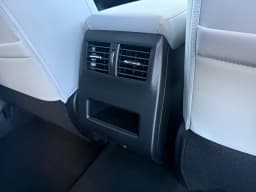 Mitsubishi Outlander SE FWD 2026 — side view