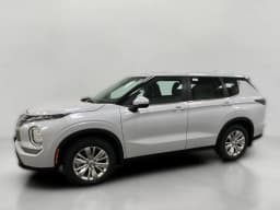 Mitsubishi Outlander ES S-AWC 2026 — side view