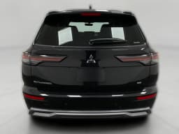 Mitsubishi Outlander SE S-AWC 2026 — side view