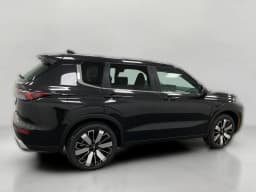 Mitsubishi Outlander SE S-AWC 2026 — side view