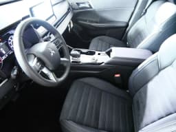 Mitsubishi Outlander Trail Edition S-AWC 2026 — side view