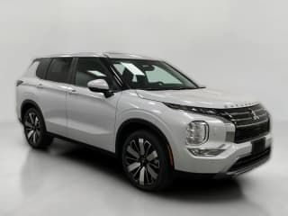 Mitsubishi Outlander SE S-AWC Mitsubishi Outlander SE S-AWC