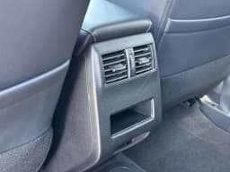 Mitsubishi Outlander Plug-In Hybrid SE S-AWC 2026 — side view