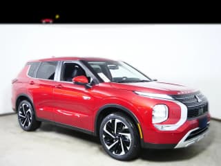 Mitsubishi Outlander Plug-In Hybrid SE S-AWC Mitsubishi Outlander Plug-In Hybrid SE S-AWC