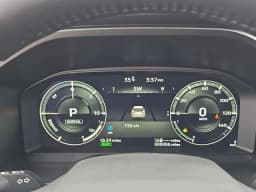 Mitsubishi Outlander Plug-In Hybrid SEL Black Edition S-AWC 2025 — side view