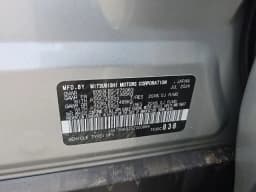Mitsubishi Outlander Plug-In Hybrid SEL Black Edition S-AWC 2025 — side view