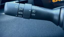 Subaru Outback Premium AWD 2026 — side view