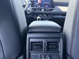 Subaru Outback Premium AWD 2026 — side view